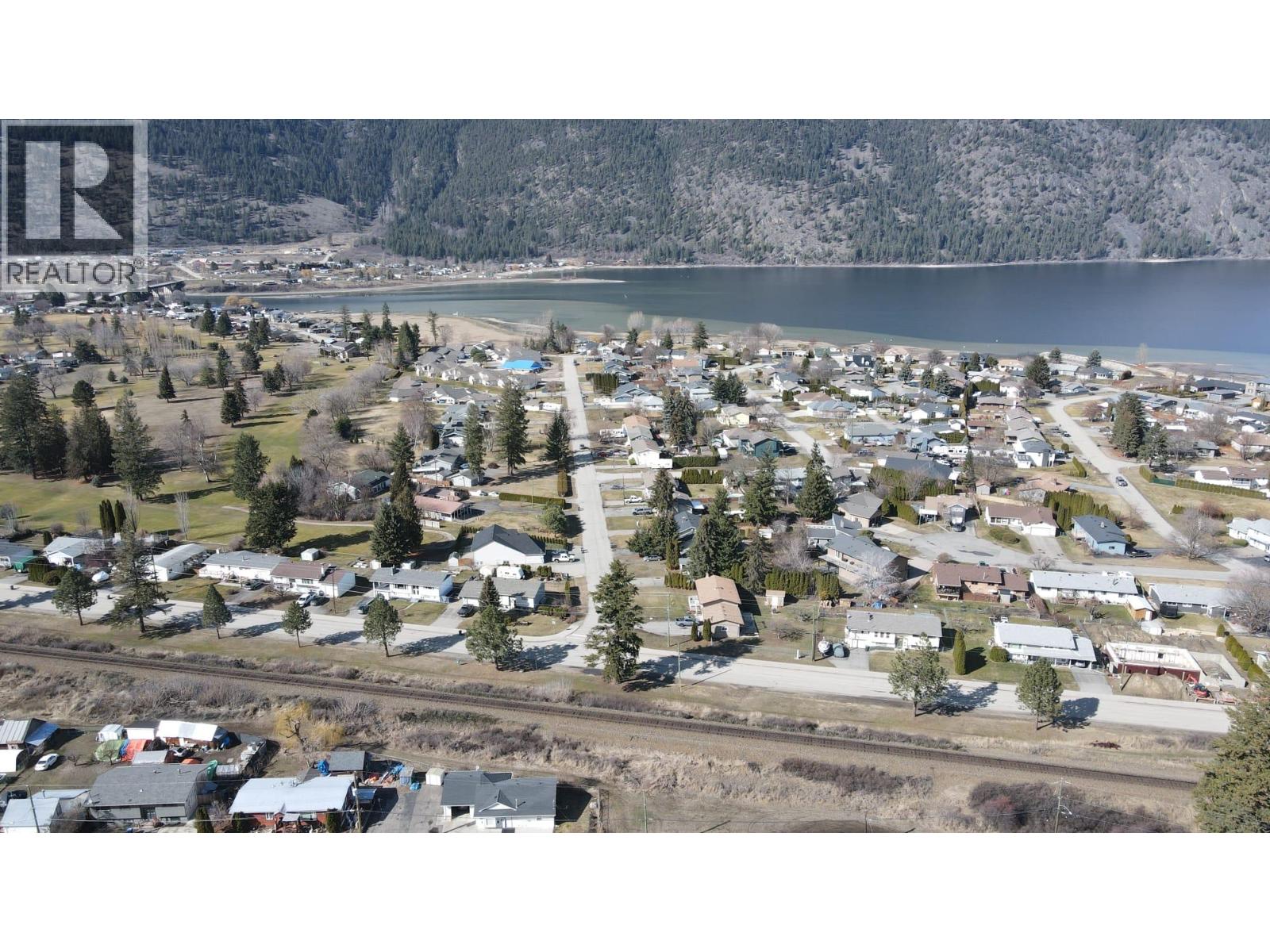 1188 Montgomery Place, Chase, British Columbia  V0E 1M0 - Photo 8 - 10364486