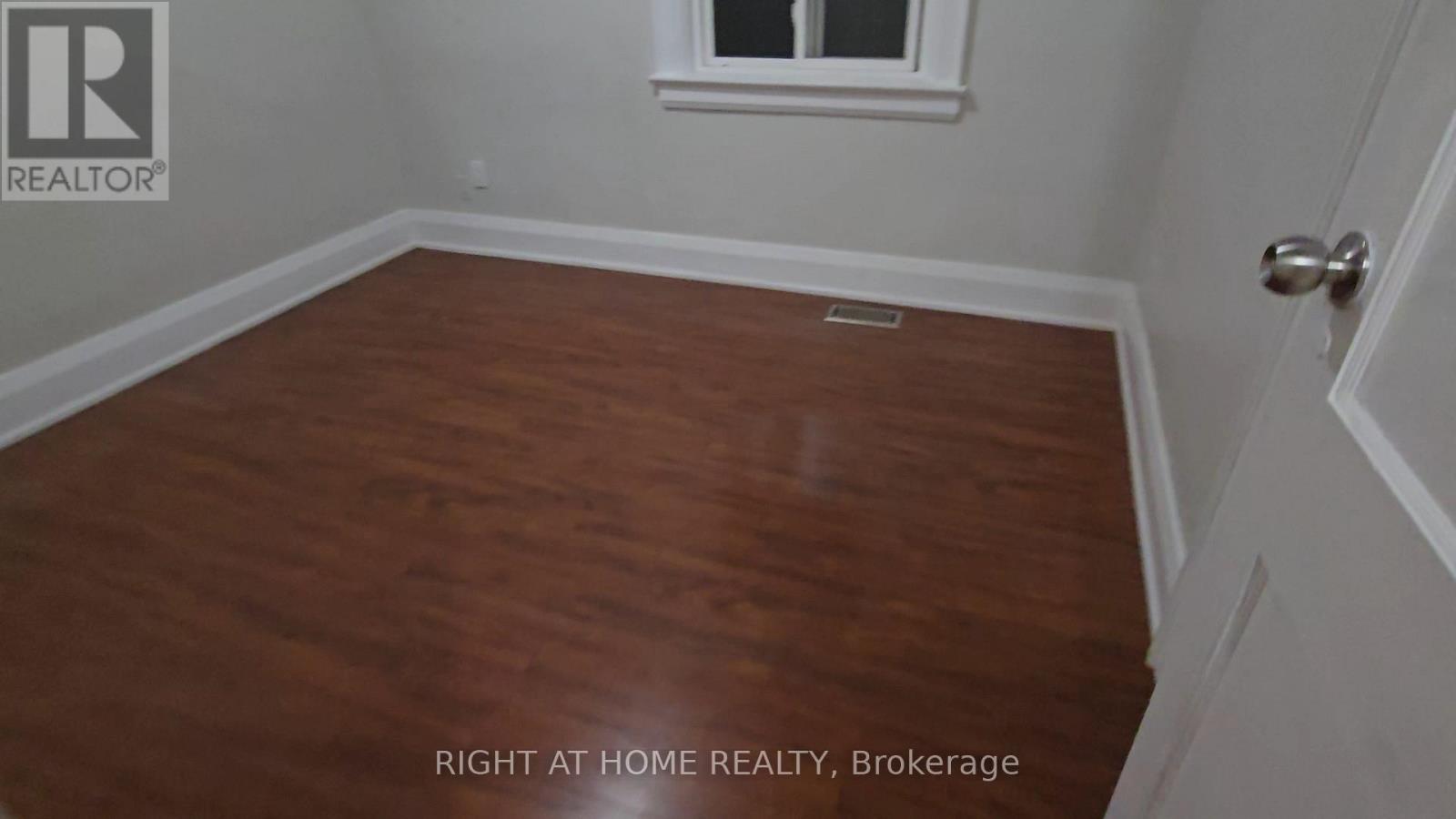 43 Bowie Avenue, Toronto, Ontario  M6E 2P2 - Photo 10 - W13650952