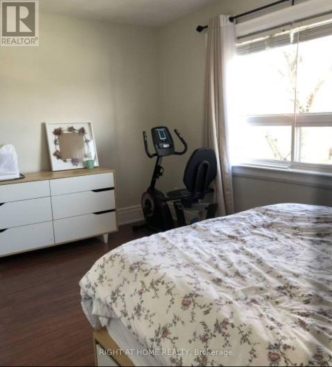 43 Bowie Avenue, Toronto, Ontario  M6E 2P2 - Photo 7 - W13650952