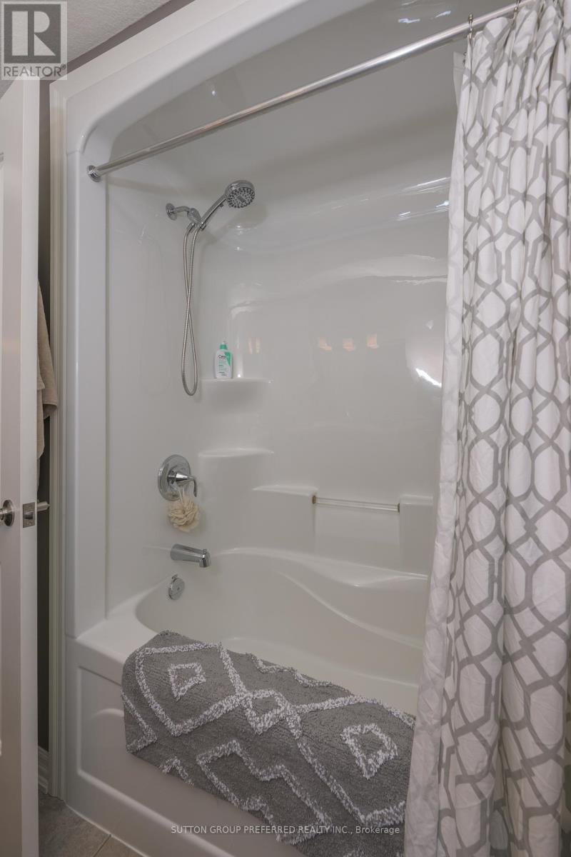 21 Caverhill Crescent, Middlesex Centre, Ontario  N0L 1R0 - Photo 36 - X13794662
