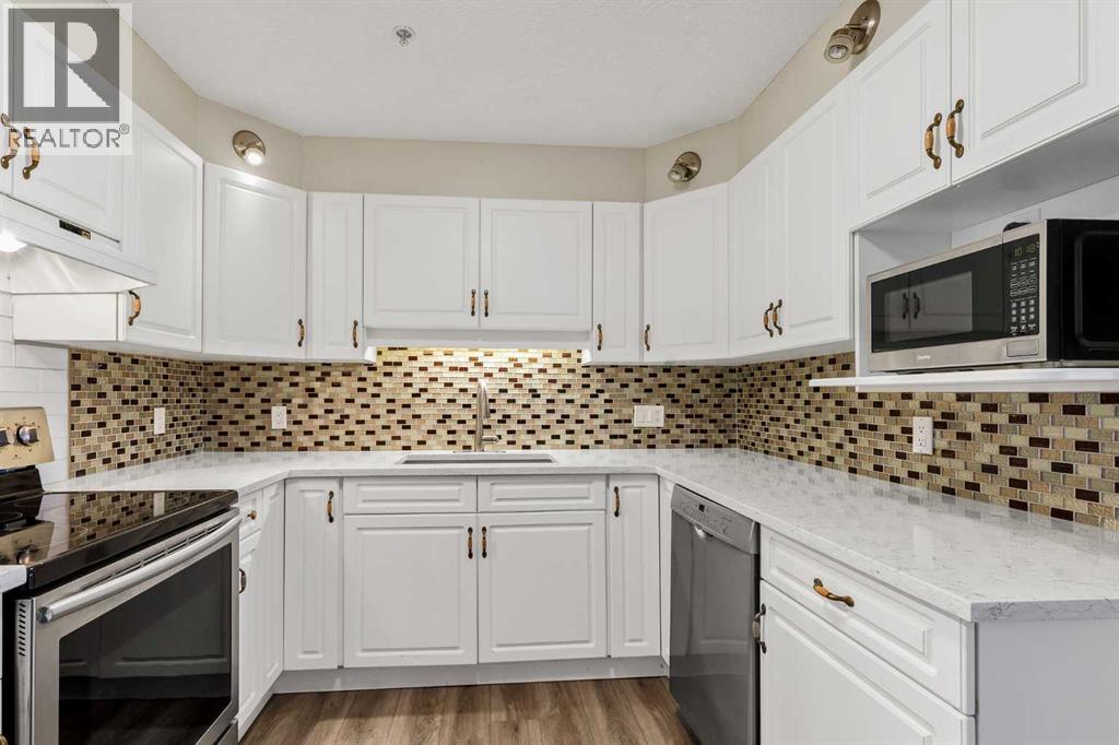245, 6868 Sierra Morena Boulevard SW photo 8