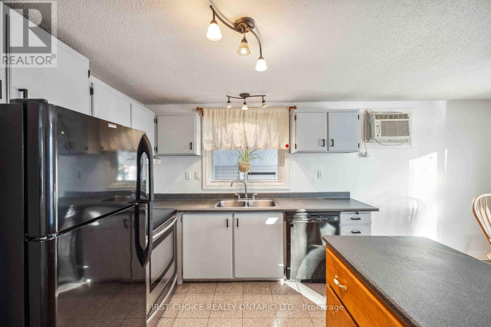 337 Amiens Street, Ottawa, Ontario  K1E 1N4 - Photo 11 - X13794666