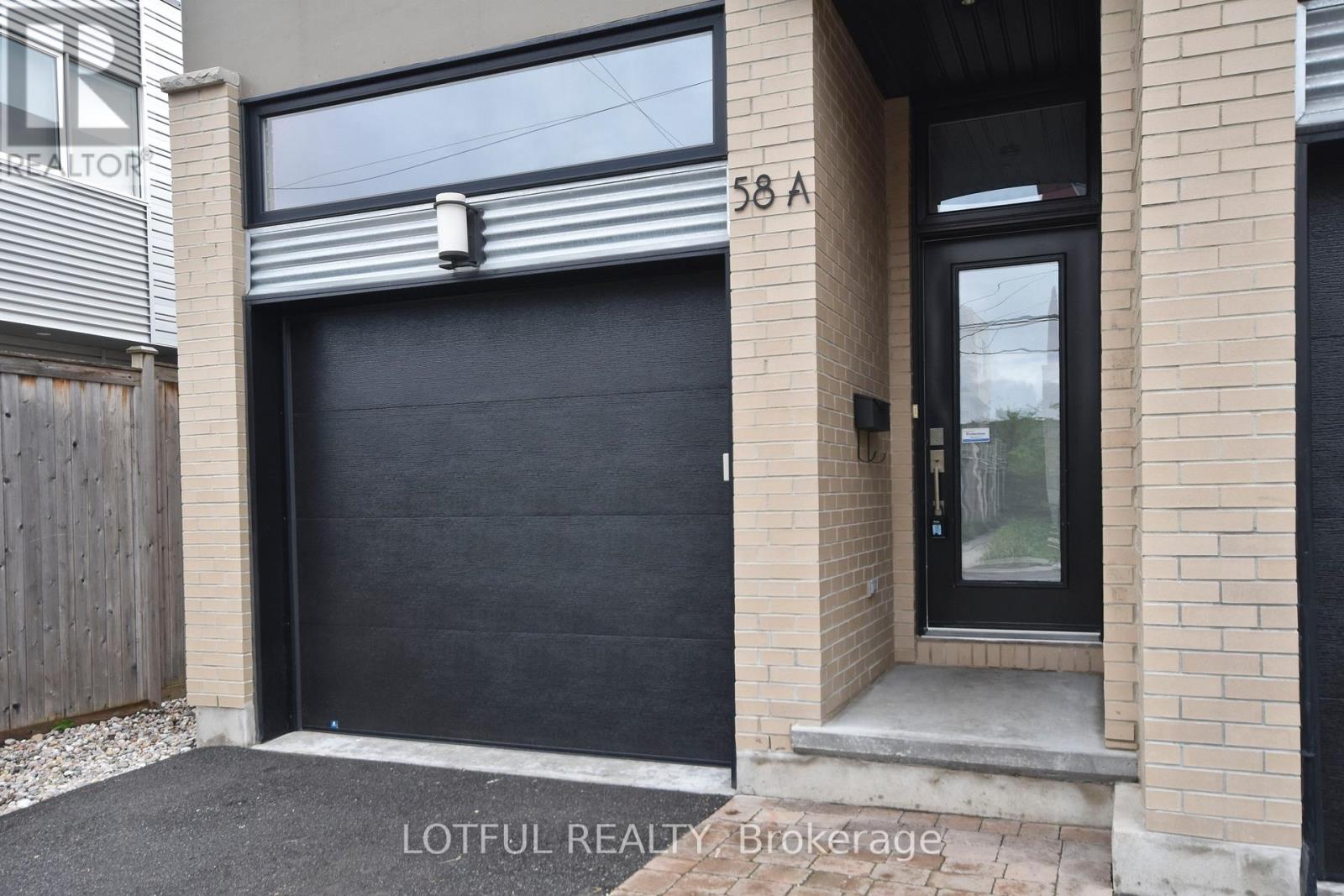 A - 58 Young Street, Ottawa, Ontario  K1S 3H9 - Photo 2 - X13794676