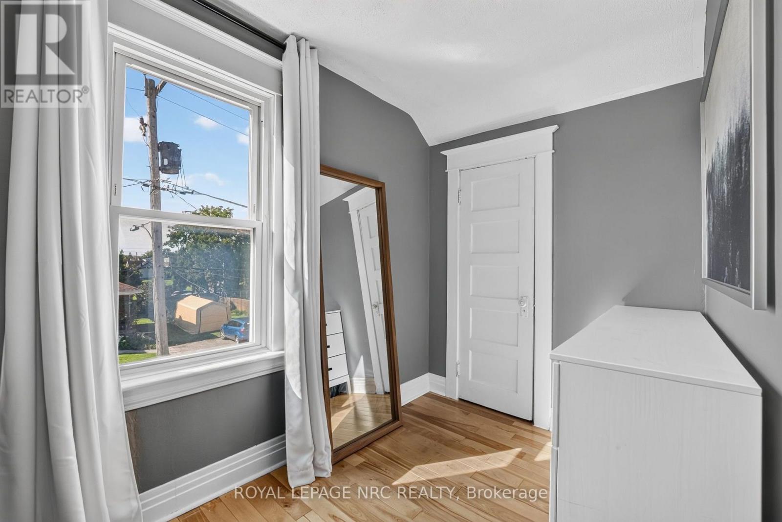 26 Lyndon Street W, Thorold, Ontario  L2V 3J7 - Photo 20 - X13794658