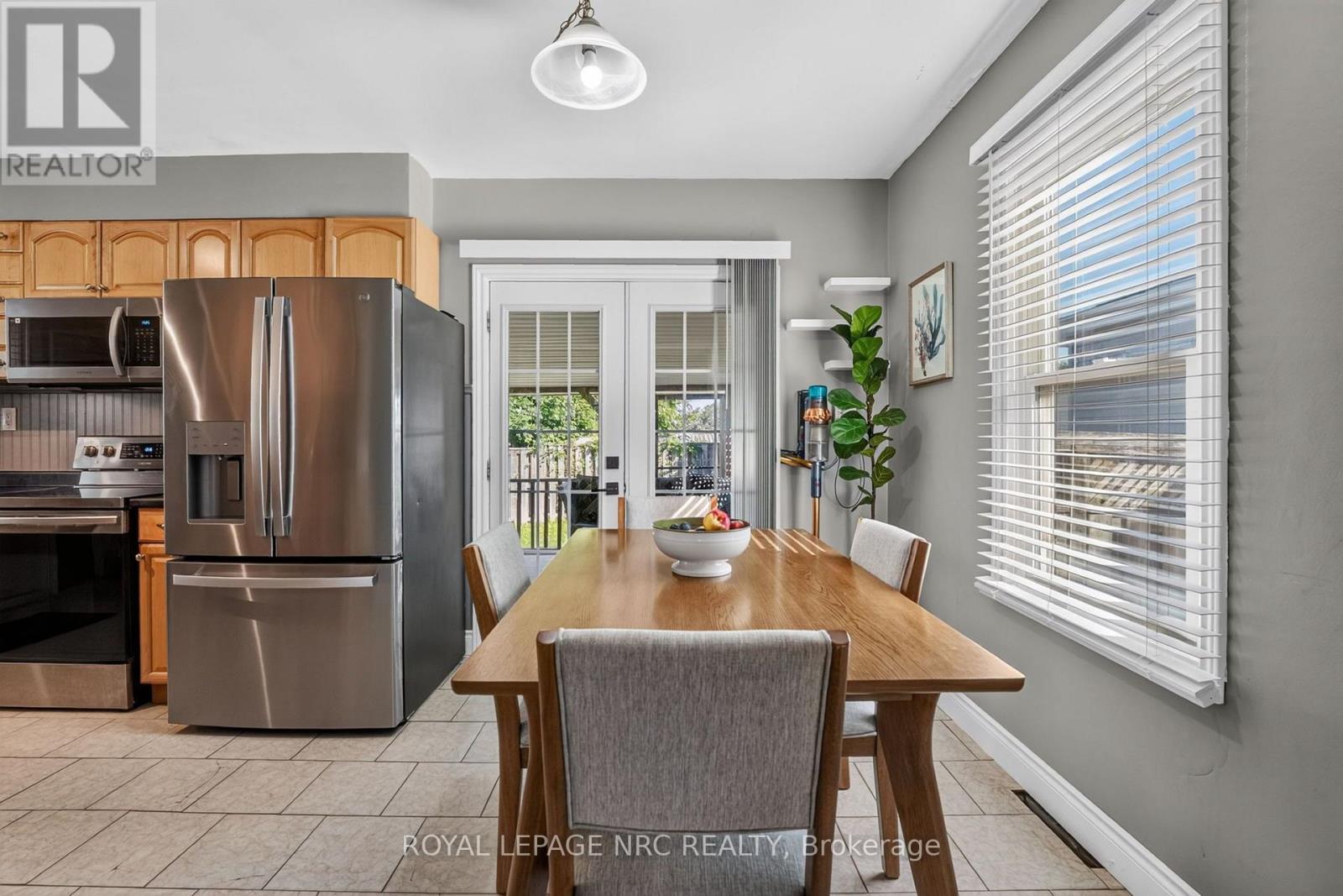 26 Lyndon Street W, Thorold, Ontario  L2V 3J7 - Photo 9 - X13794658