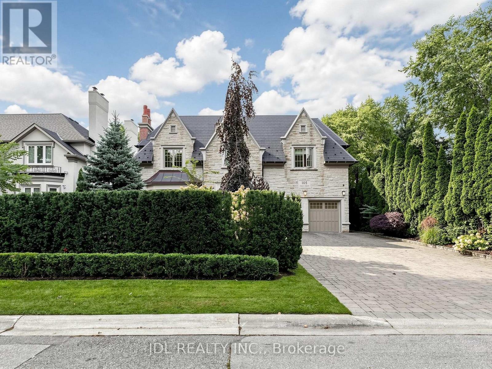 105 ARJAY CRESCENT, Toronto, Ontario