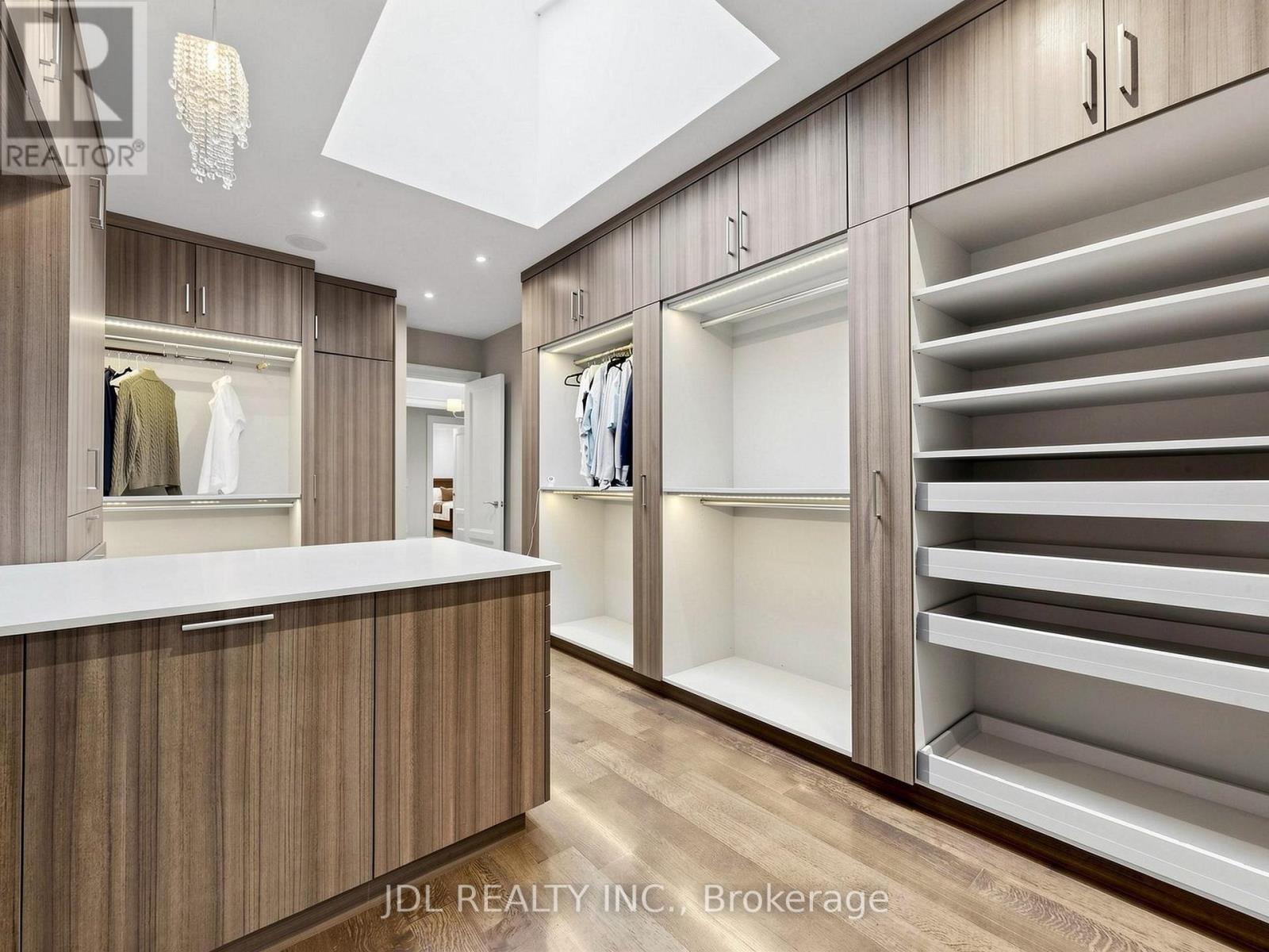 105 Arjay Crescent, Toronto, Ontario  M2L 1C6 - Photo 24 - C13794622