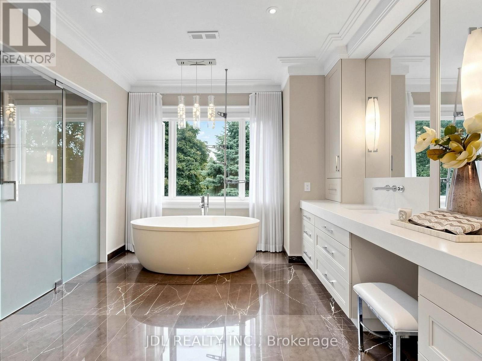 105 Arjay Crescent, Toronto, Ontario  M2L 1C6 - Photo 27 - C13794622
