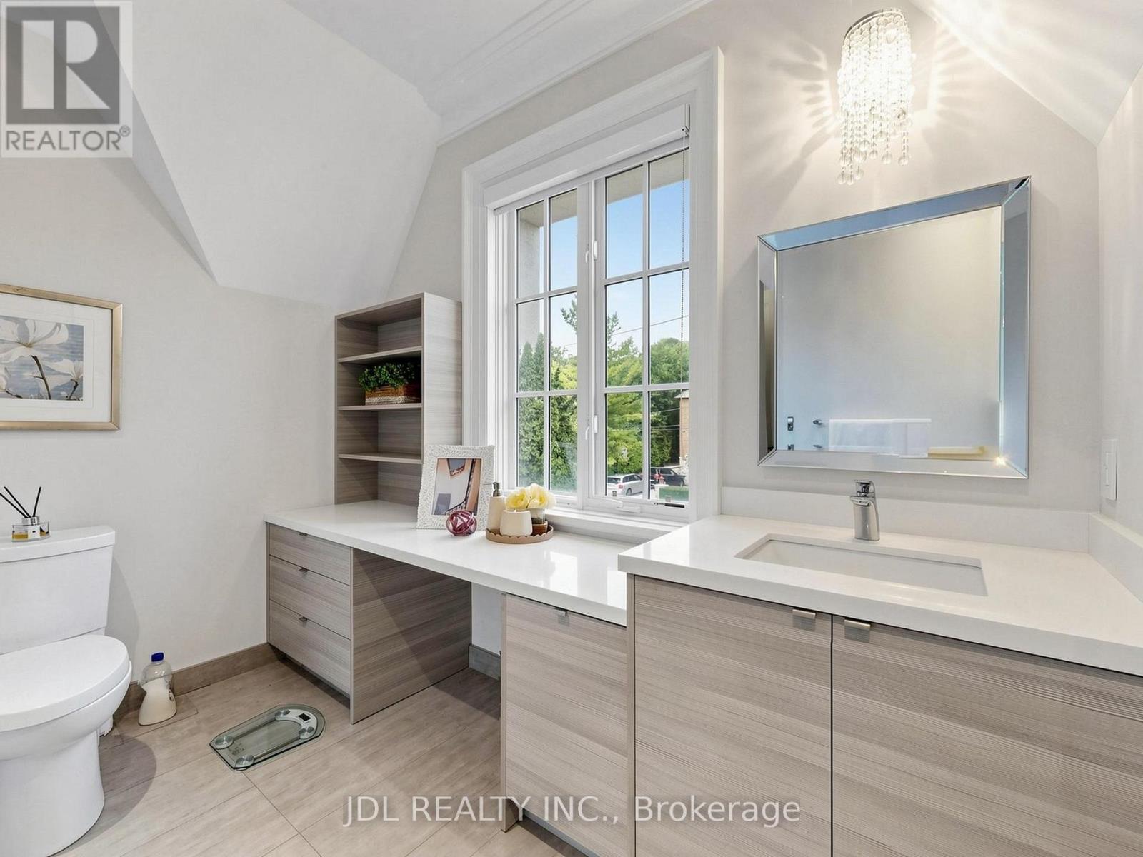 105 Arjay Crescent, Toronto, Ontario  M2L 1C6 - Photo 33 - C13794622