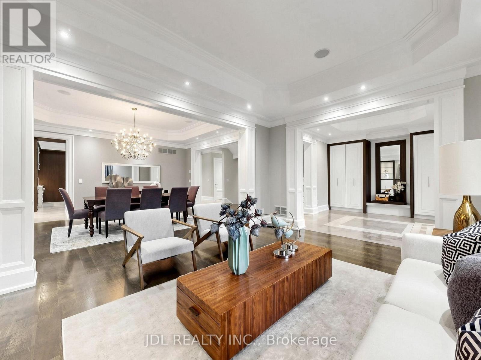 105 Arjay Crescent, Toronto, Ontario  M2L 1C6 - Photo 4 - C13794622