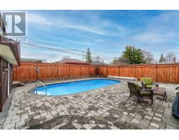 371 ELIZABETH STREET, Oshawa, Ontario