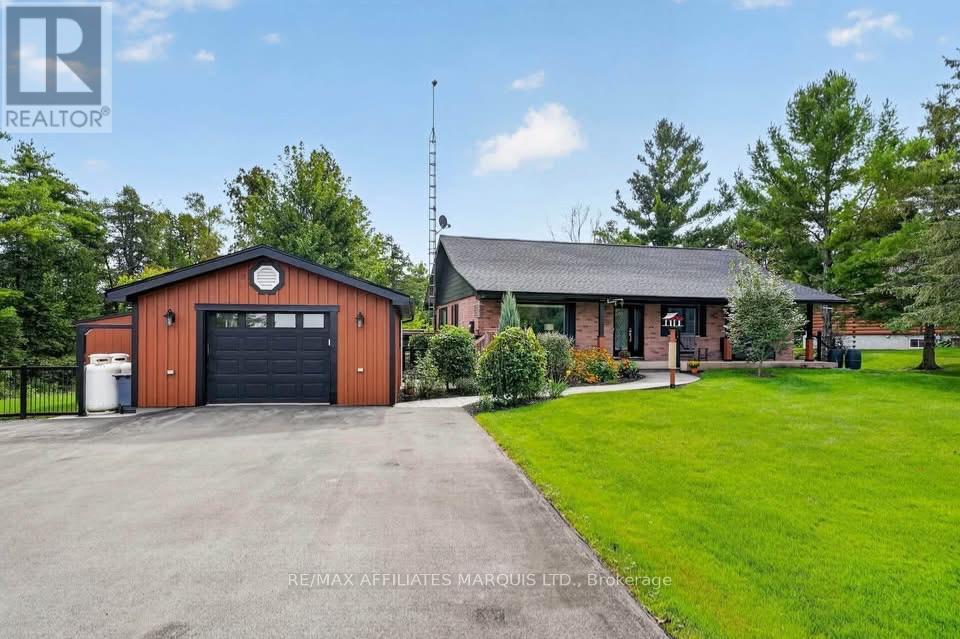 17576 ISLAND ROAD, South Stormont, Ontario