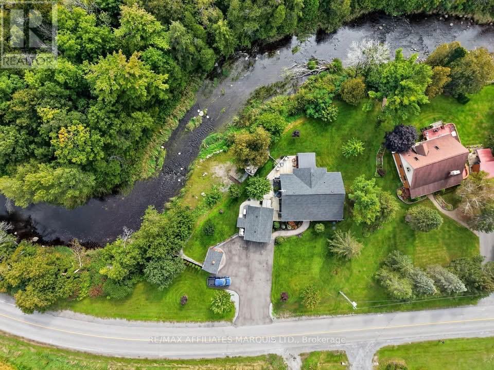 17576 Island Road, South Stormont, Ontario  K0C 1S0 - Photo 3 - X13794656