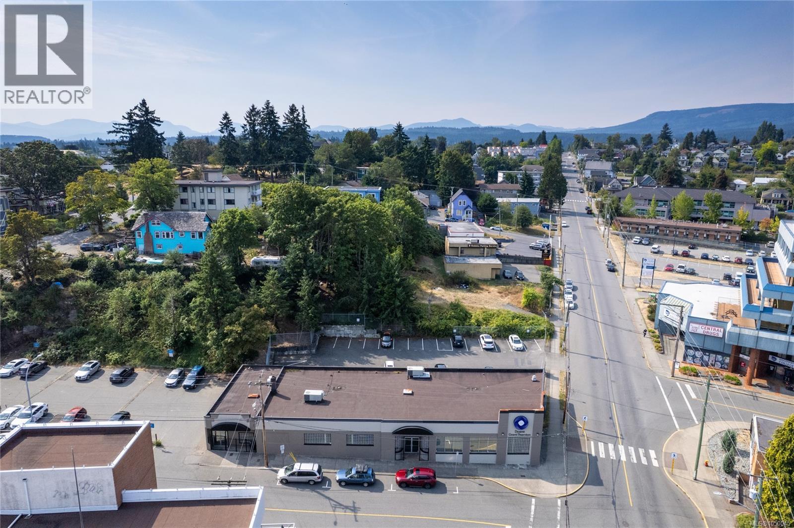 25 Cavan St, Nanaimo, British Columbia  V9R 2T9 - Photo 2 - 1050045