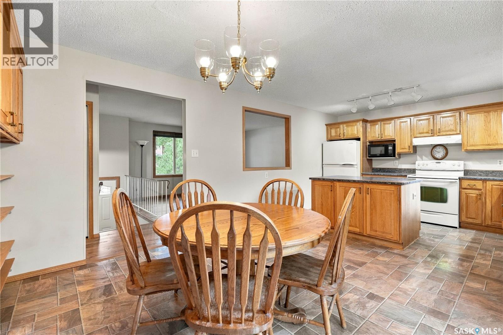 843 N Mcintosh Street, Regina, Saskatchewan  S4R 6H1 - Photo 16 - SK045455