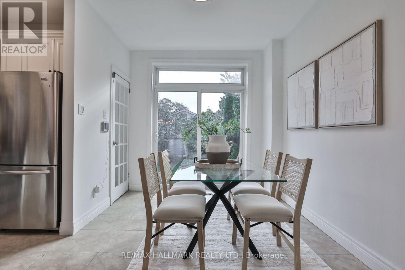 35 Boon Avenue, Toronto, Ontario  M6E 3Z2 - Photo 9 - W13792338