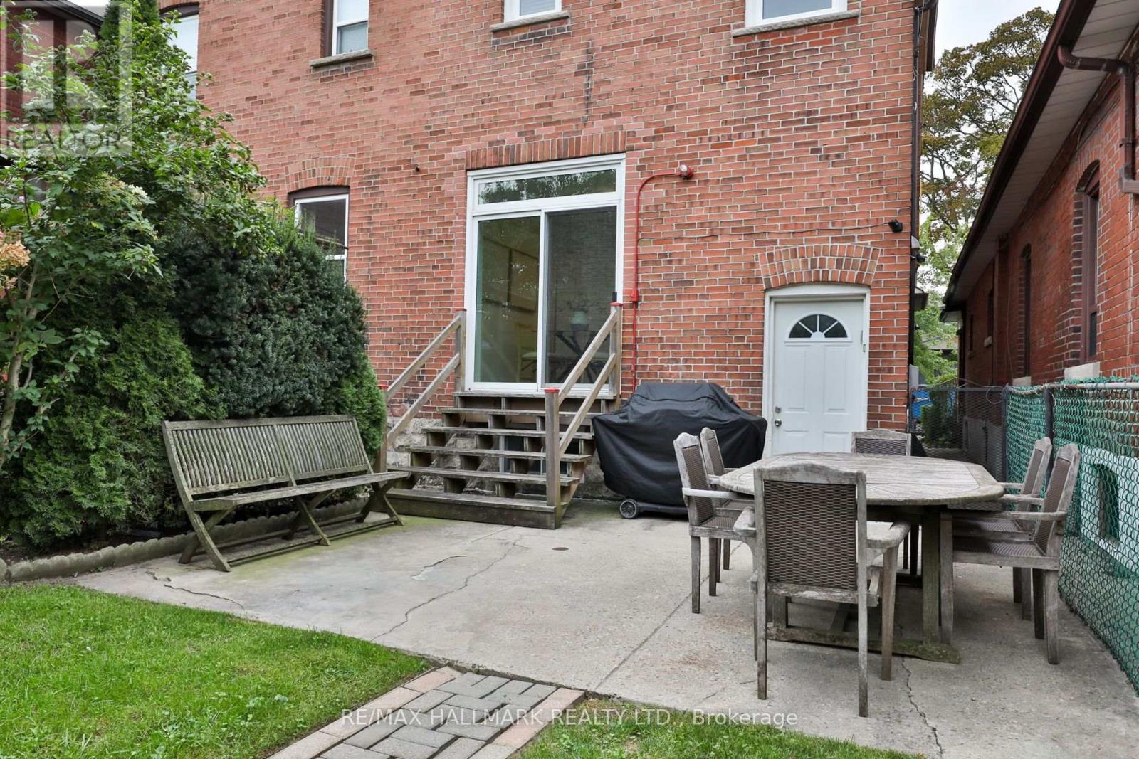 35 Boon Avenue, Toronto, Ontario  M6E 3Z2 - Photo 21 - W13792338