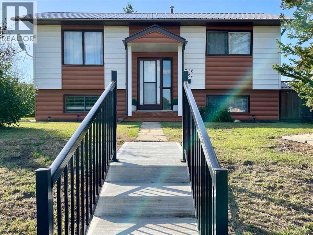 4516 45 Street, Rycroft, Alberta  T0H 3A0 - Photo 3 - A2280891
