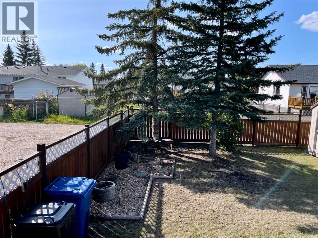 4516 45 Street, Rycroft, Alberta  T0H 3A0 - Photo 37 - A2280891