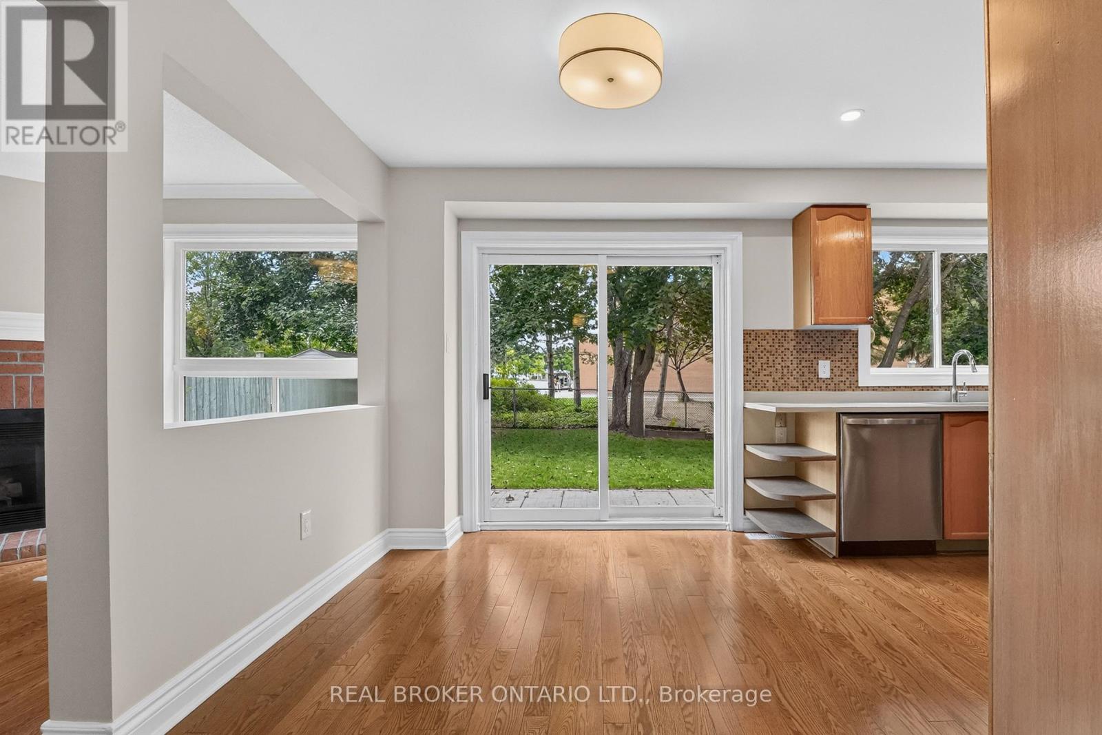56 Bannock Crescent, Ottawa, Ontario  K2K 2P9 - Photo 9 - X13794712