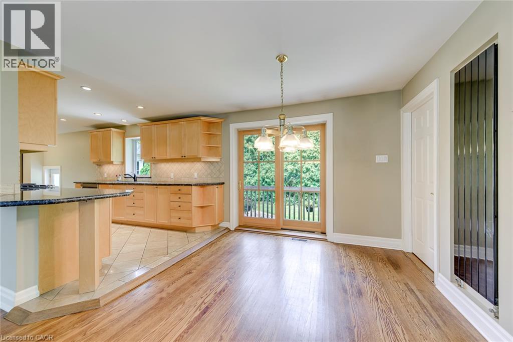 281 Pinehurst Drive, Oakville, Ontario  L6J 4X2 - Photo 9 - 40863759