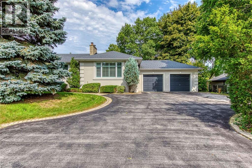 281 Pinehurst Drive, Oakville, Ontario  L6J 4X2 - Photo 3 - 40863759