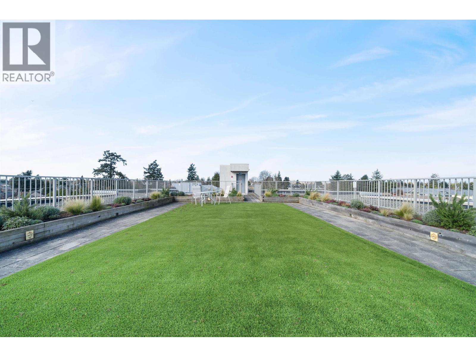 208 4815 55b Street, Delta, British Columbia  V4K 3V7 - Photo 1 - R3166499
