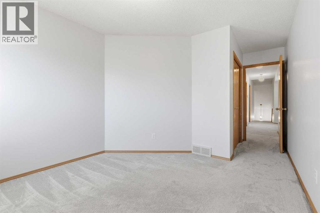 463 23 Avenue Nw, Calgary, Alberta  T2M 1S5 - Photo 29 - A2340984