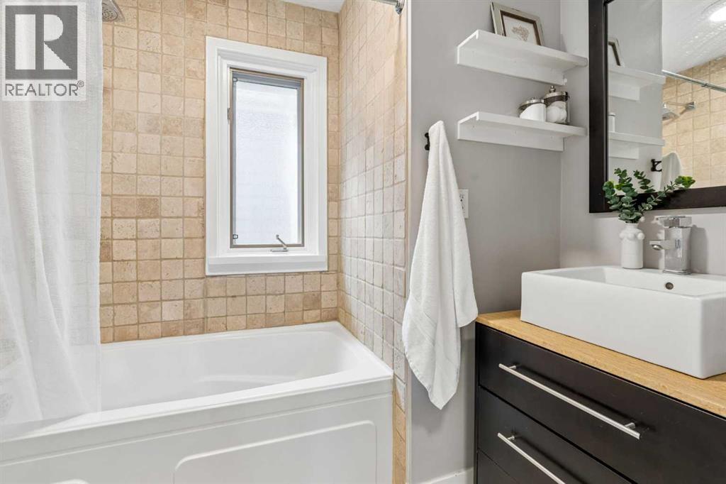 708 18 Avenue NW, Calgary, Alberta  T2M 0V1 - Photo 21 - A2342163