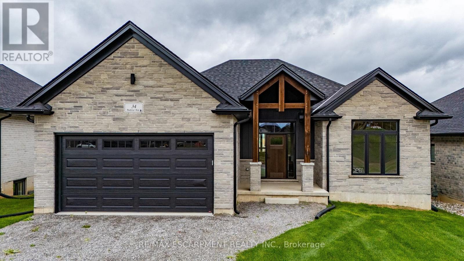 34 ANDREW AVENUE, Norfolk, Ontario