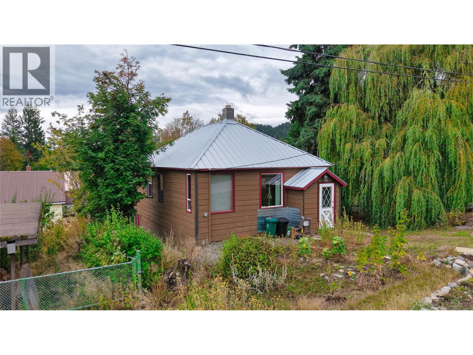 1677 Second Avenue, Rossland, British Columbia V0G 1Y0 - Photo 44 - 10400709