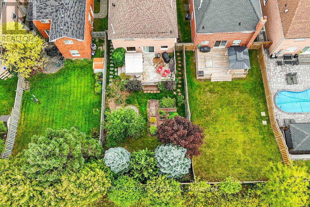 84 Loraview Lane, Aurora, Ontario  L4G 6N5 - Photo 28 - N13794722
