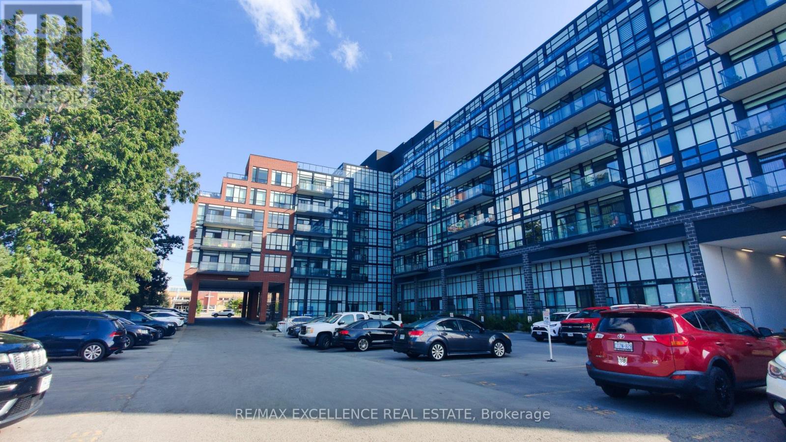 524 - 681 YONGE STREET, Barrie, Ontario