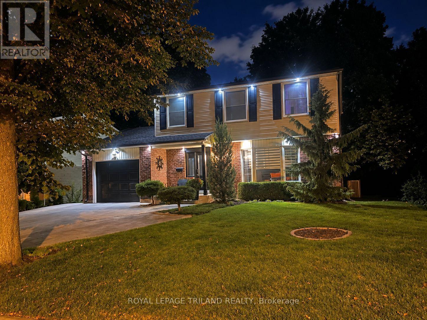32 Hunter Woods Crescent, London South, Ontario  N6J 2B1 - Photo 45 - X13790678