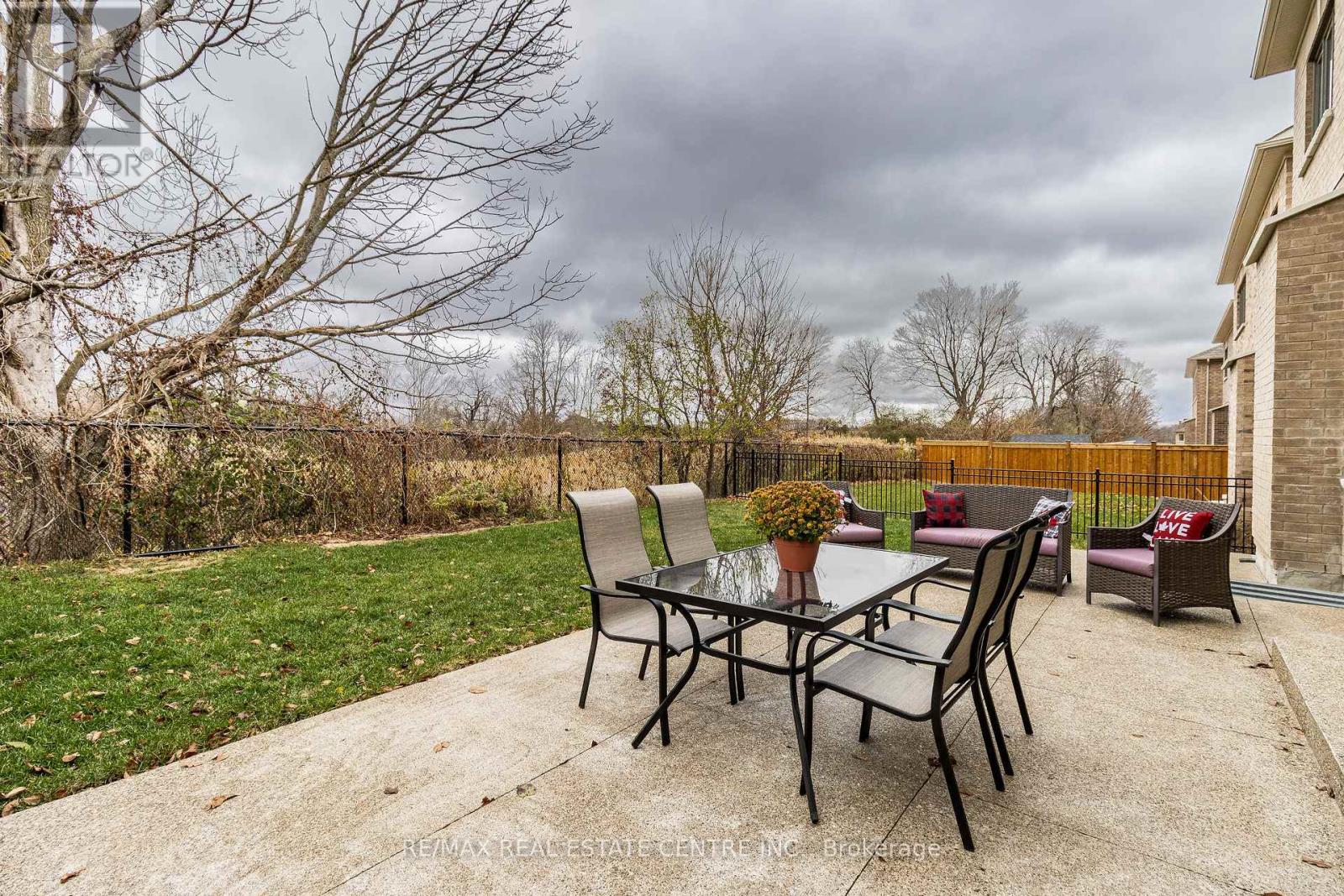 35 Arthur Griffin Crescent, Caledon, Ontario  L7C 4E9 - Photo 42 - W13794746