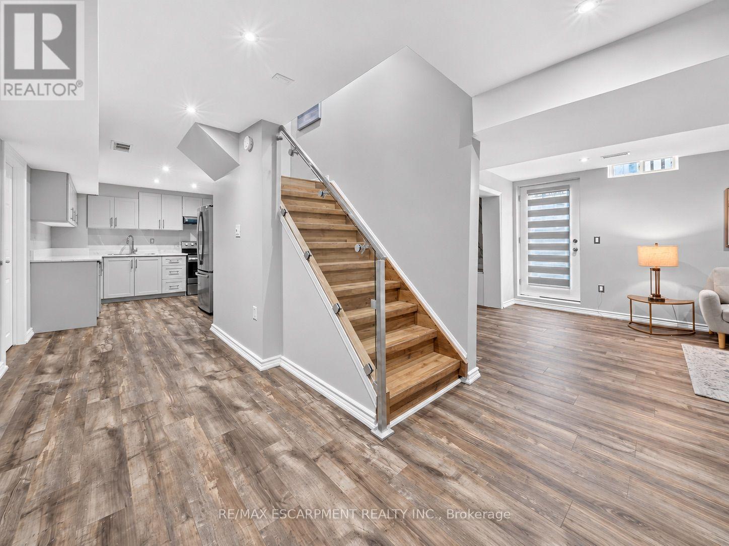 31 Vega Crescent, Hamilton, Ontario  L8E 4S6 - Photo 31 - X13794728