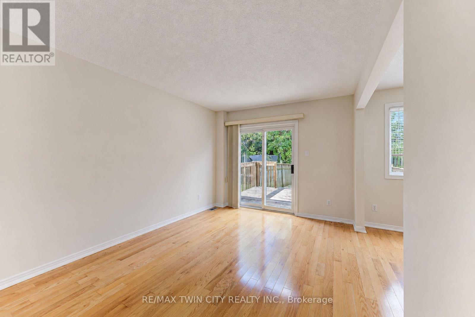 4 - 360 Cornridge Place, Waterloo, Ontario  N2T 2N9 - Photo 14 - X13792840