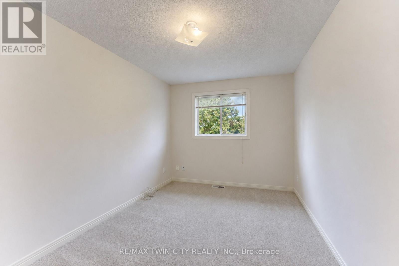 4 - 360 Cornridge Place, Waterloo, Ontario  N2T 2N9 - Photo 23 - X13792840