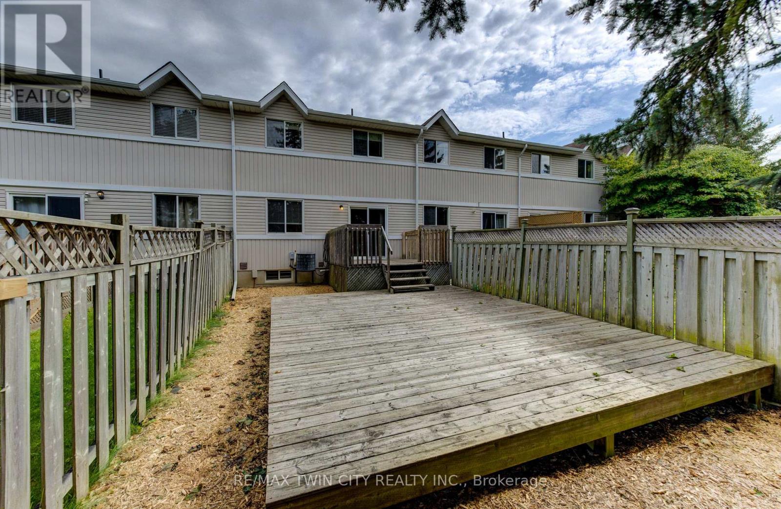 4 - 360 Cornridge Place, Waterloo, Ontario  N2T 2N9 - Photo 34 - X13792840