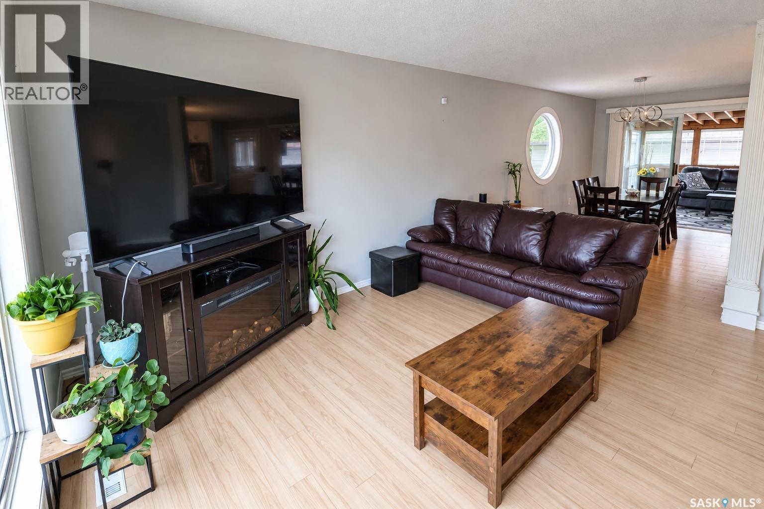 3391 Dent Crescent, Prince Albert, Saskatchewan  S6V 7H8 - Photo 8 - SK048633