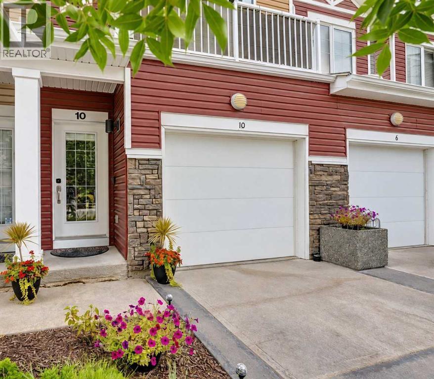 10 Chaparral Ridge Park SE, Calgary, Alberta  T2X 0E4 - Photo 2 - A2343912