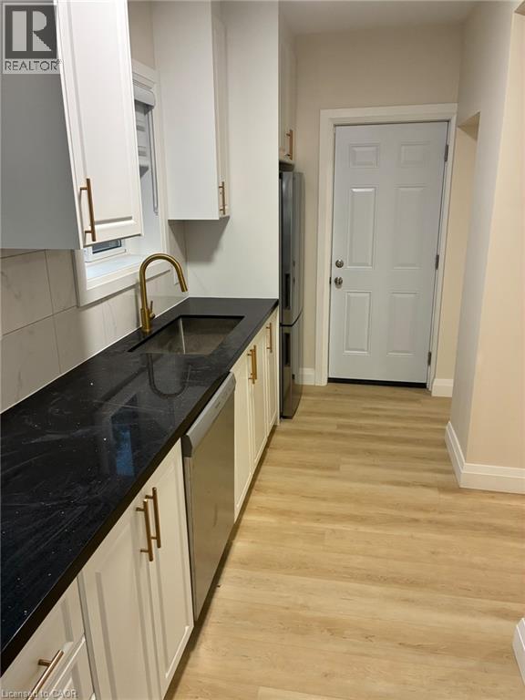 413 Concession Street Unit# Main, Hamilton, Ontario  L9A 1B8 - Photo 2 - 40861697