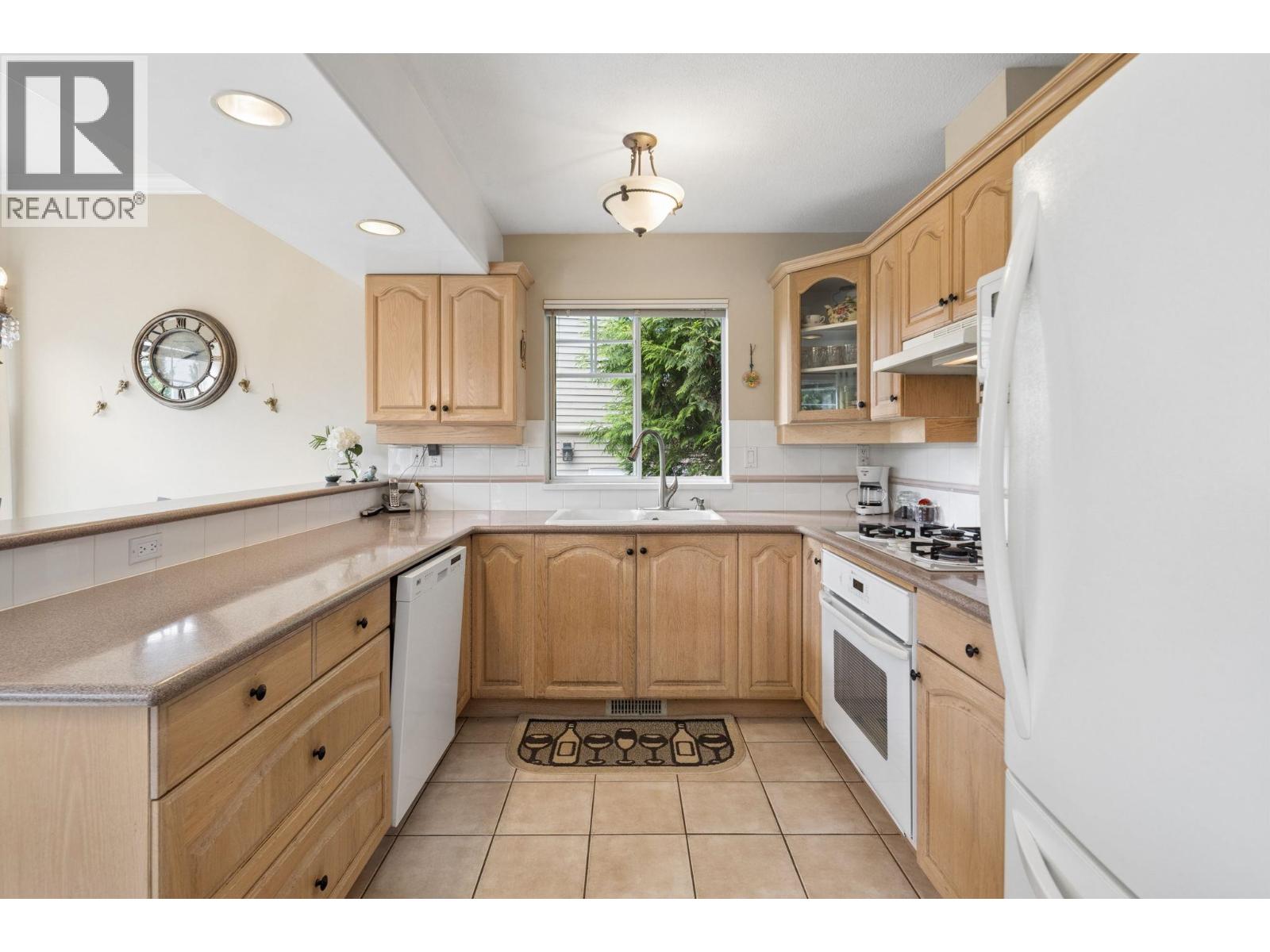 48 2979 Panorama Drive, Coquitlam, British Columbia  V3E 2W8 - Photo 12 - R3166631