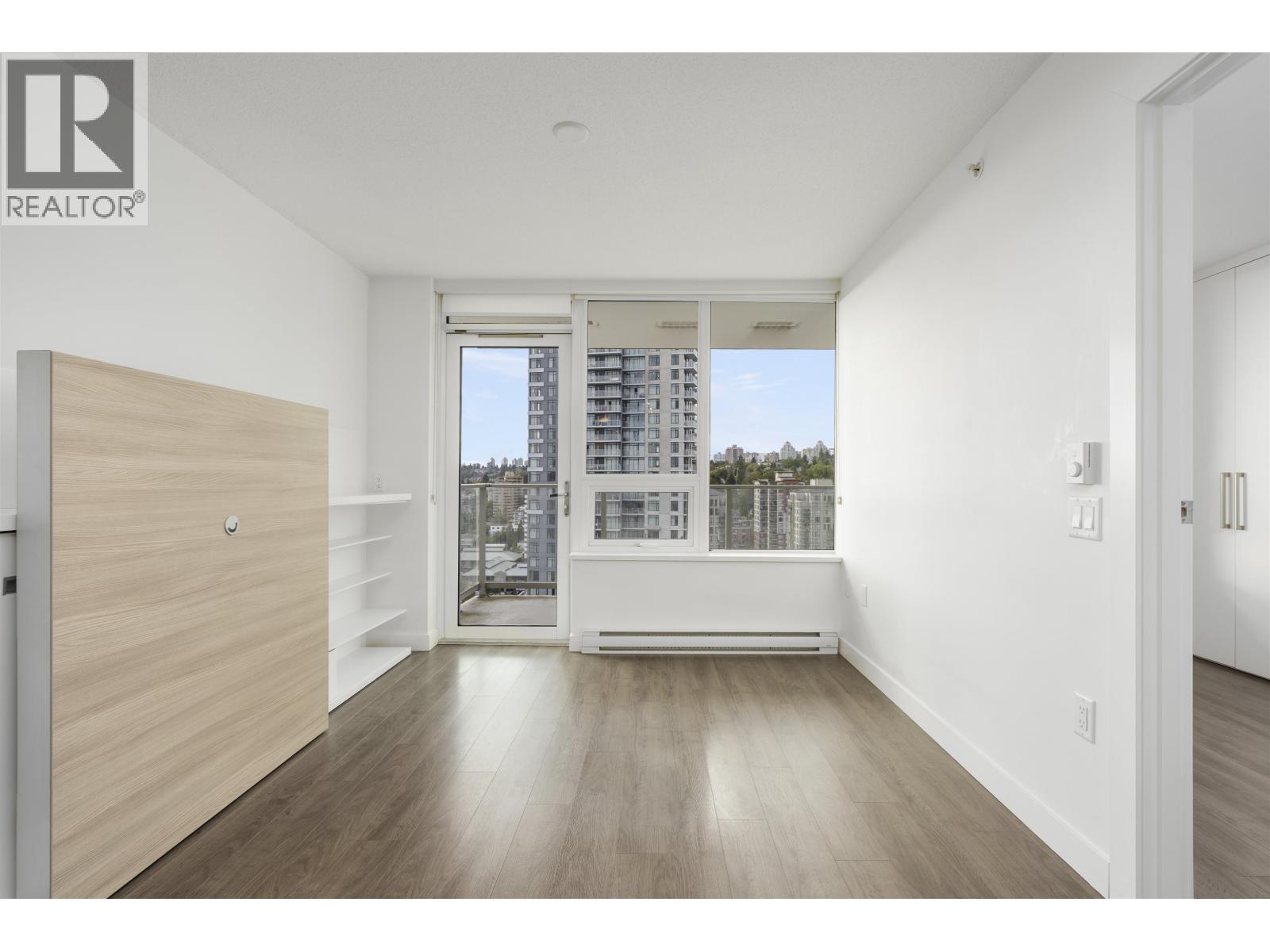 1803 988 Quayside Drive, New Westminster, British Columbia  V3M 0L5 - Photo 4 - R3166635