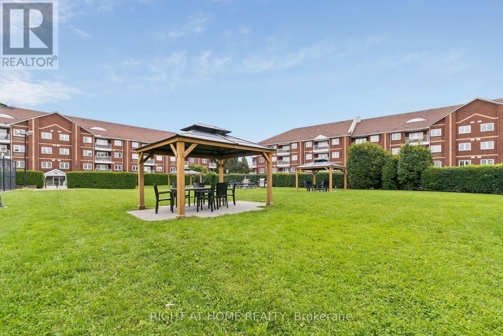 318 - 193 Lake Driveway Drive W, Ajax, Ontario  L1S 7H8 - Photo 15 - E13794758