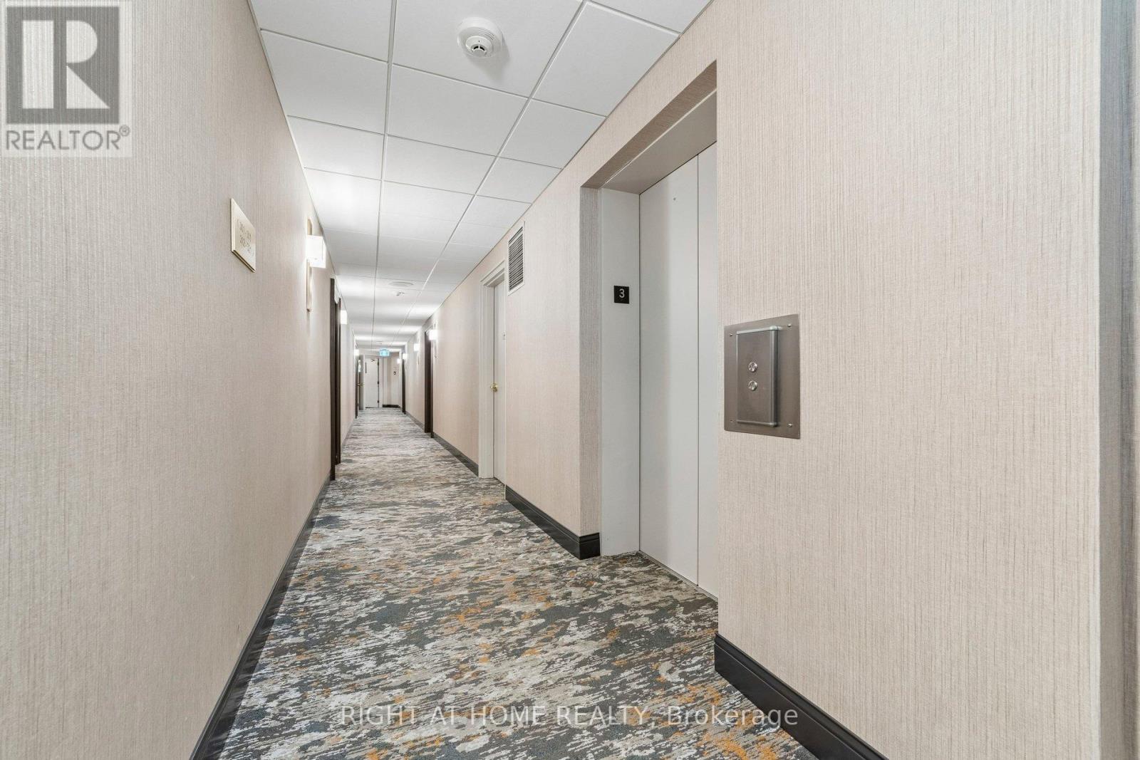 318 - 193 Lake Driveway Drive W, Ajax, Ontario  L1S 7H8 - Photo 4 - E13794758