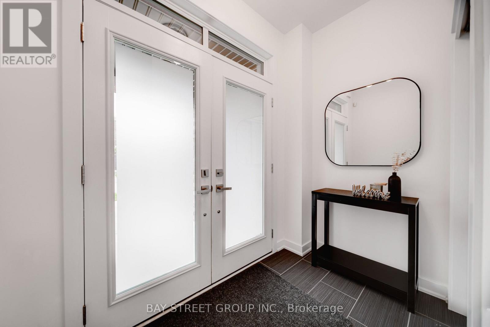 42 Dariole Drive, Richmond Hill, Ontario  L4E 0Z2 - Photo 2 - N13794756