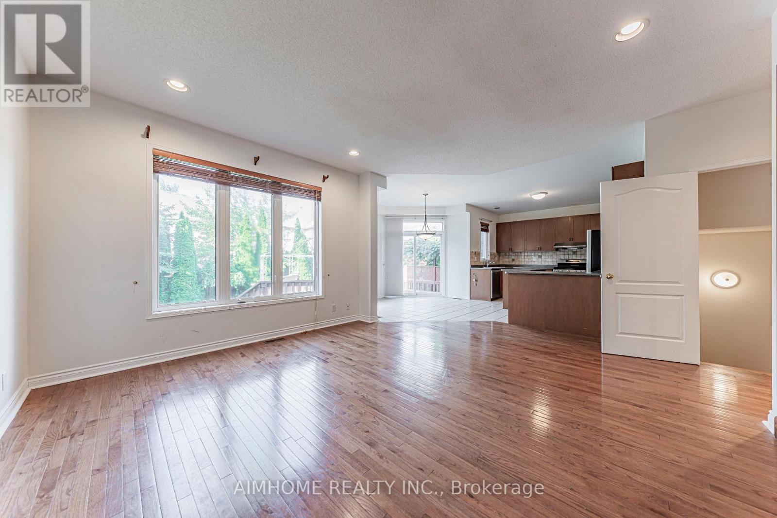 48 Red Ash Drive, Markham (Legacy), Ontario  L3S 4B8 - Photo 2 - N13794762