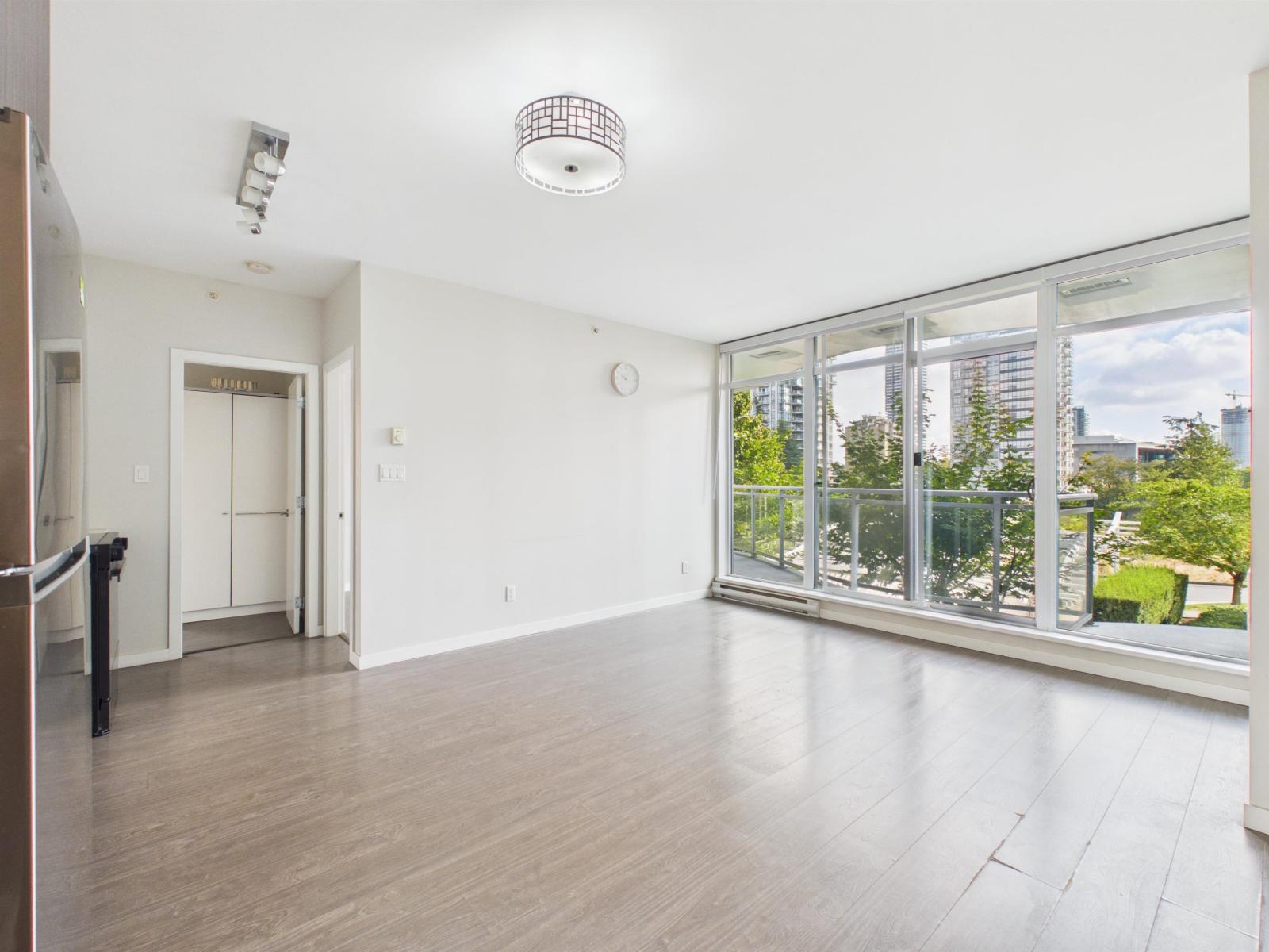 202 13303 103a Avenue, Surrey, British Columbia  V3T 0K6 - Photo 5 - R3166630