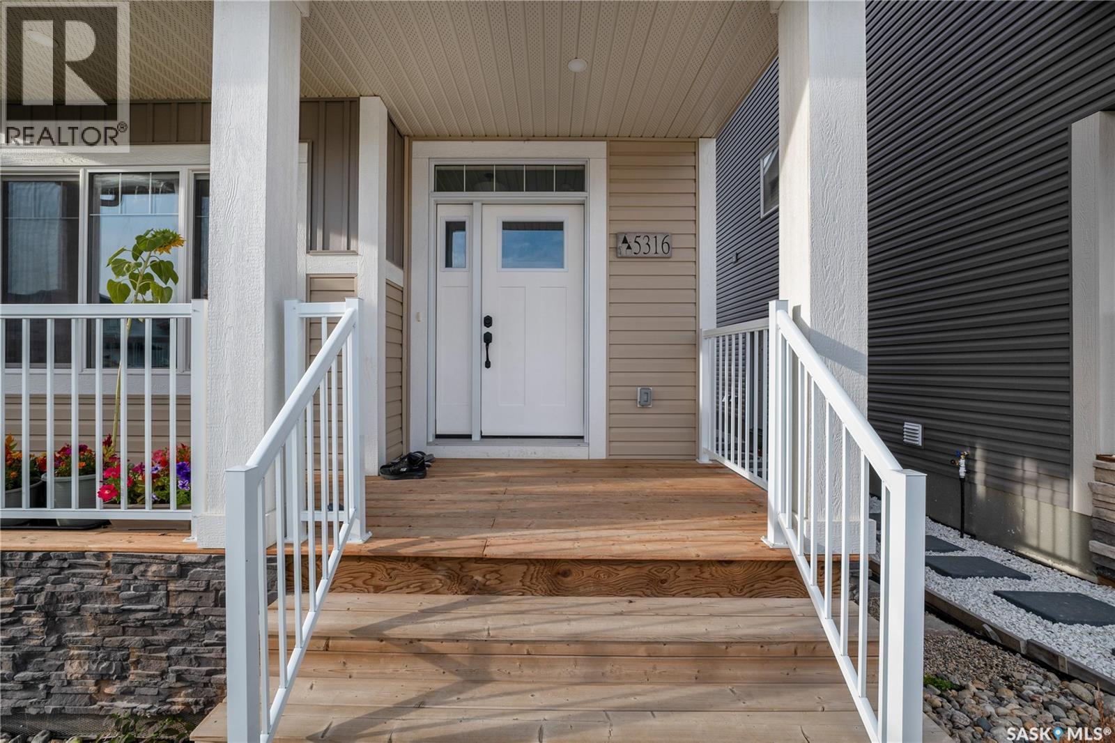 5316 Nicholson AVENUE photo 4